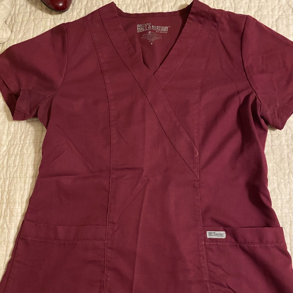 Grey’s Anatomy scrub set in EUC